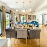 Lux Vakantiehuis Donji Zemunik