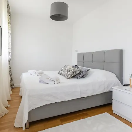 Holiday home Lux