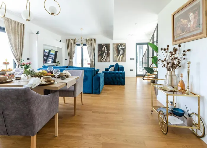 Lux Дом отдыха *